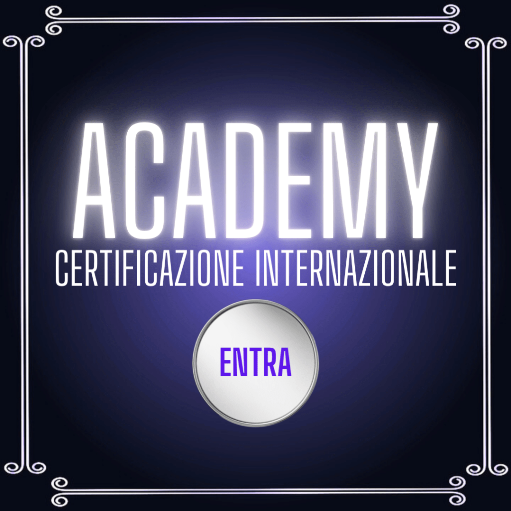 Immagine promozionale dell'Academy con scritte 'ACADEMY' e 'CERTIFICAZIONE INTERNAZIONALE' su uno sfondo scuro, con un pulsante 'ENTRA' al centro.